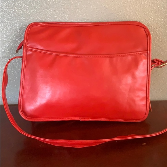 Red Vintage Purse - Picture 2 of 13